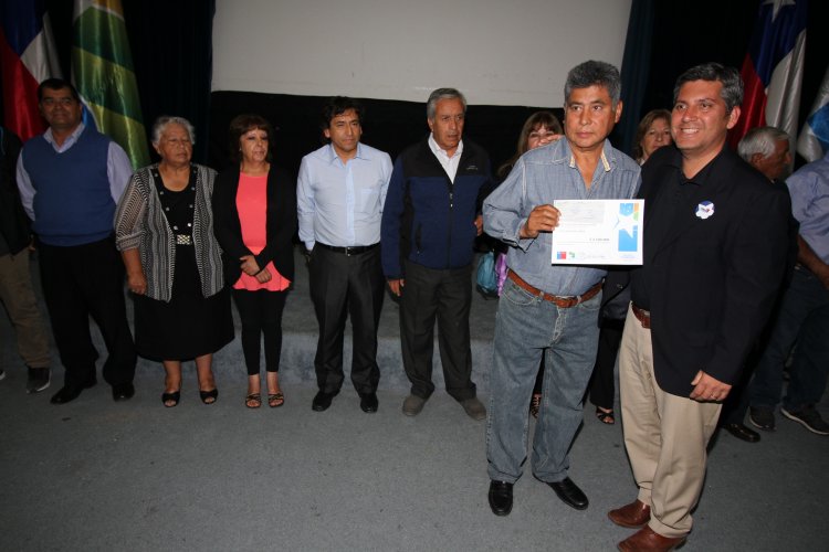 TRABAJADORES DE TAXICOLECTIVOS RECIBEN RECURSOS PARA MODERNIZAR SUS VEHÍCULOS