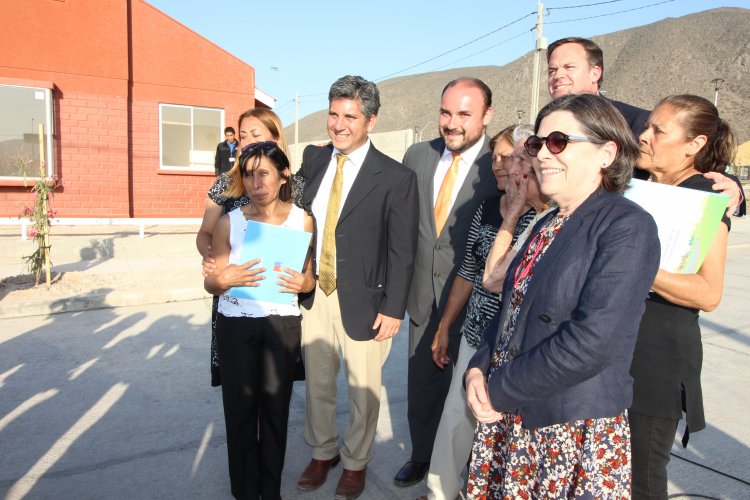 FAMILIAS DE BAQUEDANO RECIBEN SUBSIDIOS PARA ACCEDER A VIVIENDAS EN ZONA SEGURA