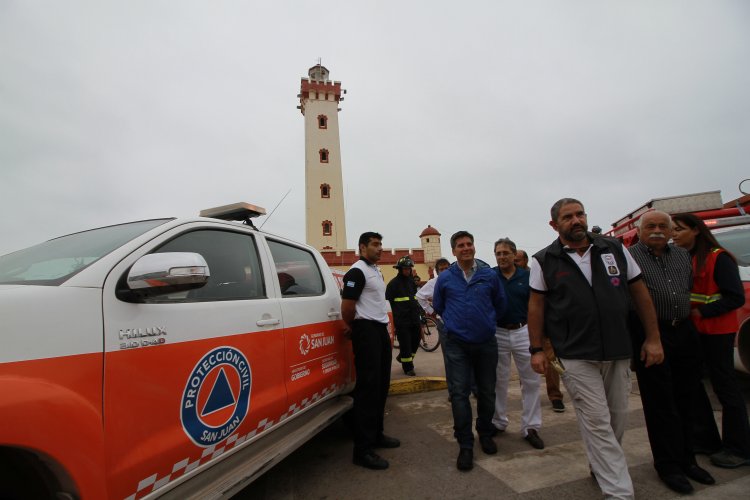 BOMBEROS Y BRIGADISTAS DE SAN JUAN, ARGENTINA, APOYARÁN COMBATE A INCENDIOS FORESTALES