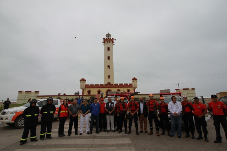 BOMBEROS Y BRIGADISTAS DE SAN JUAN, ARGENTINA, APOYARÁN COMBATE A INCENDIOS FORESTALES