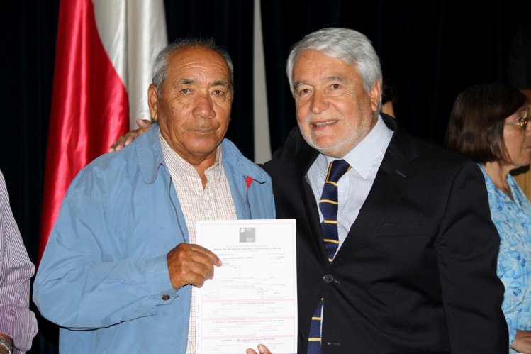 MÁS DE 100 FAMILIAS DE LA SERENA RECIBEN SUBSIDIOS PARA REPARAR SUS VIVIENDAS AFECTADAS POR “POLILLAS”