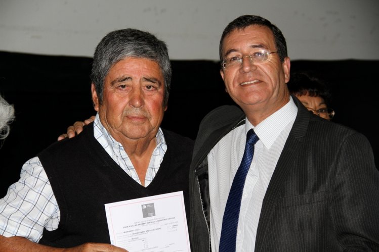 MÁS DE 100 FAMILIAS DE LA SERENA RECIBEN SUBSIDIOS PARA REPARAR SUS VIVIENDAS AFECTADAS POR “POLILLAS”