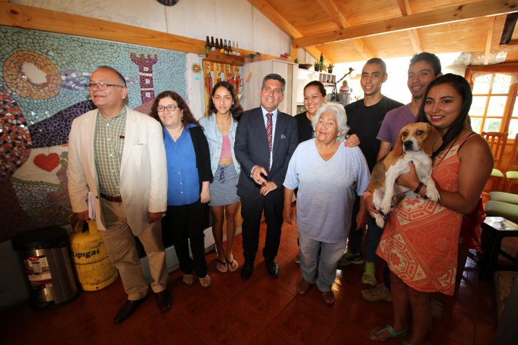 FAMILIA DE LA SERENA TIENE CUATRO INTEGRANTES CON GRATUIDAD EN LA EDUCACIÓN SUPERIOR