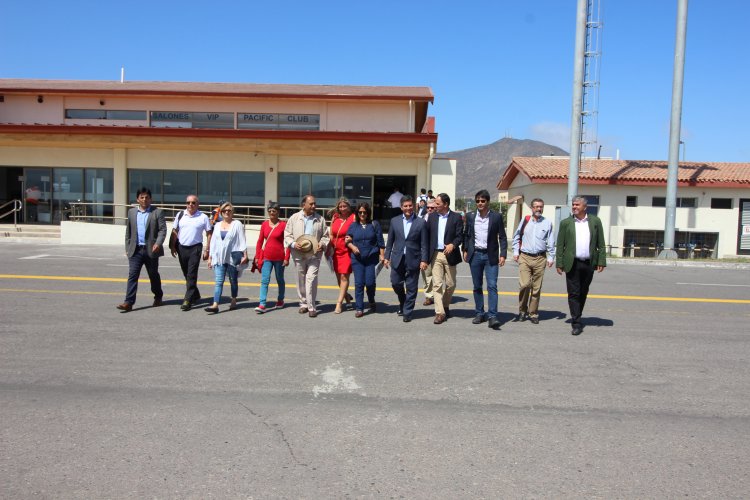 PROYECTAN PUENTE AÉREO PERMANENTE ENTRE COQUIMBO Y SAN JUAN TRAS DESPEGUE DE PRIMER VUELO COMERCIAL