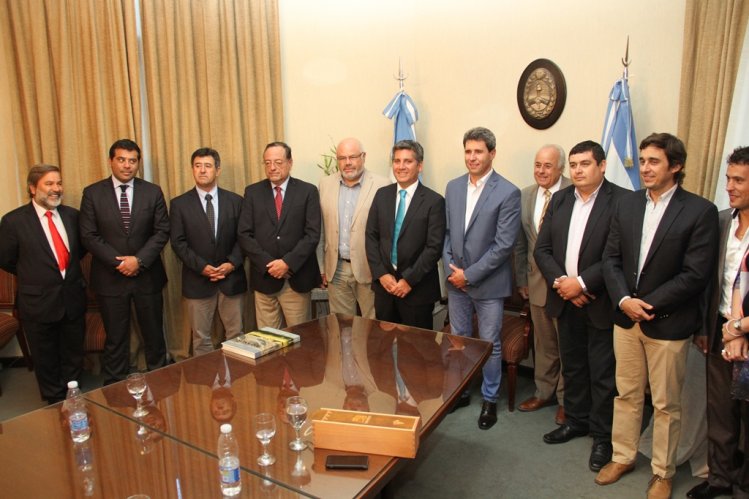 INTENDENTE IBÁÑEZ Y GREMIOS EMPRESARIALES REALIZAN POSITIVO BALANCE DE LA AGENDA DE INTEGRACIÓN EN SAN JUAN