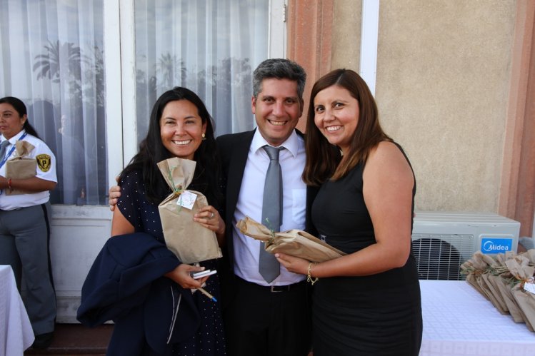 INTENDENTE IBÁÑEZ SALUDA A LAS FUNCIONARIAS DEL GOBIERNO EN EL DÍA INTERNACIONAL DE LA MUJER