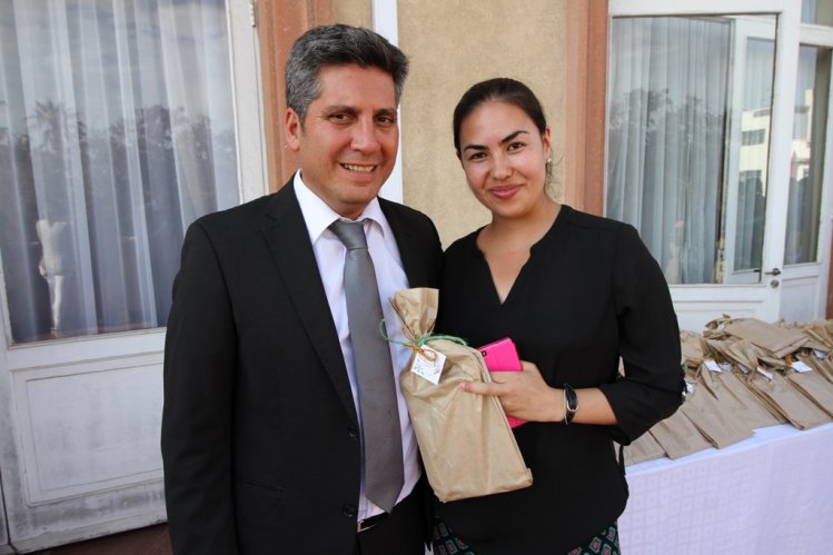 INTENDENTE IBÁÑEZ SALUDA A LAS FUNCIONARIAS DEL GOBIERNO EN EL DÍA INTERNACIONAL DE LA MUJER