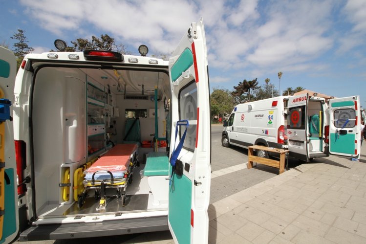GOBIERNO REGIONAL ENTREGA NUEVAS AMBULANCIAS PARA REFORZAR ATENCIÓN PRIMARIA EN 5 COMUNAS