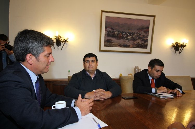 GOBIERNO ADJUDICA OBRAS DE ALCANTARILLADO PARA LA COMUNA DE LA HIGUERA