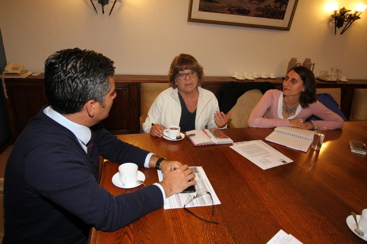 GOBIERNO Y ANEF COORDINAN PARTICIPACIÓN DE EMPLEADOS PÚBLICOS PARA EL CENSO 2017