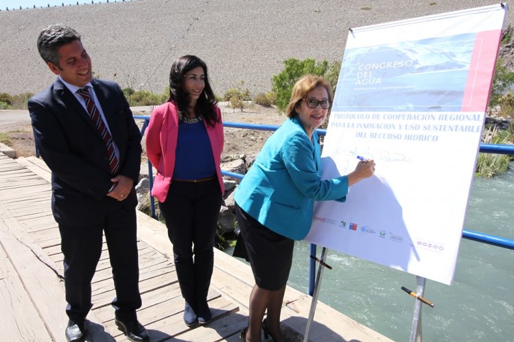 NORTE DE CHILE COMPROMETE MEJORAR LA COOPERACIÓN CIENTÍFICA PARA EL USO SUSTENTABLE DEL AGUA
