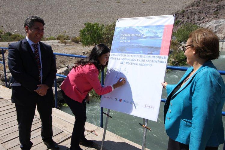 NORTE DE CHILE COMPROMETE MEJORAR LA COOPERACIÓN CIENTÍFICA PARA EL USO SUSTENTABLE DEL AGUA