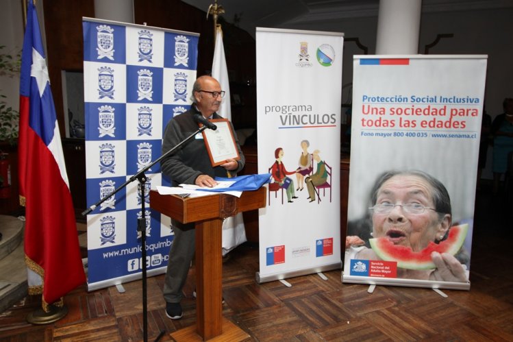 CON “GRAN MALÓN” ADULTOS MAYORES DE COQUIMBO RECIBIERON A NUEVOS BENEFICIARIOS DEL PROGRAMA VÍNCULOS