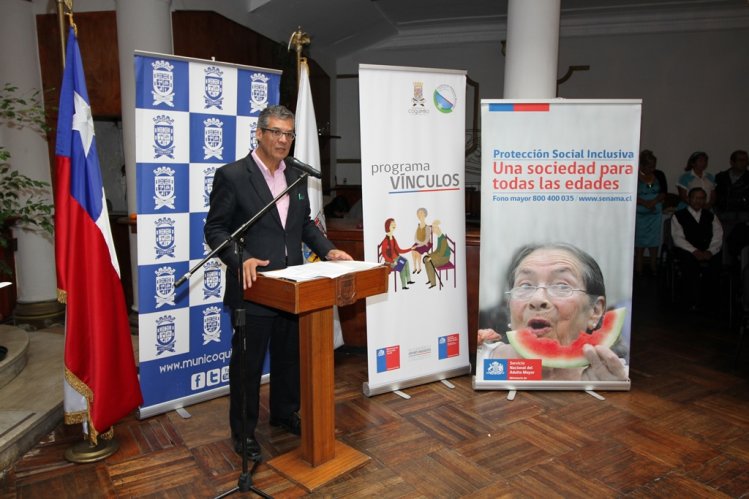 CON “GRAN MALÓN” ADULTOS MAYORES DE COQUIMBO RECIBIERON A NUEVOS BENEFICIARIOS DEL PROGRAMA VÍNCULOS