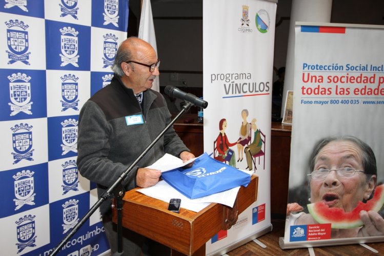 CON “GRAN MALÓN” ADULTOS MAYORES DE COQUIMBO RECIBIERON A NUEVOS BENEFICIARIOS DEL PROGRAMA VÍNCULOS