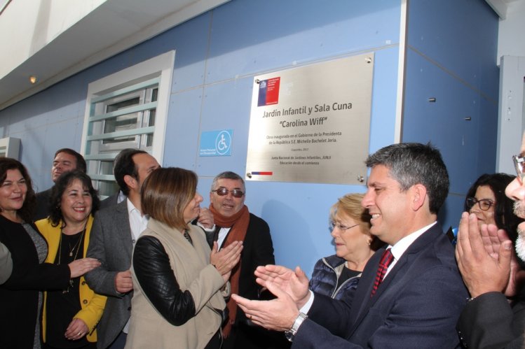 PRESIDENTA BACHELET ENTREGA A LA COMUNIDAD NUEVO JARDÍN INFANTIL EN LA PAMPILLA