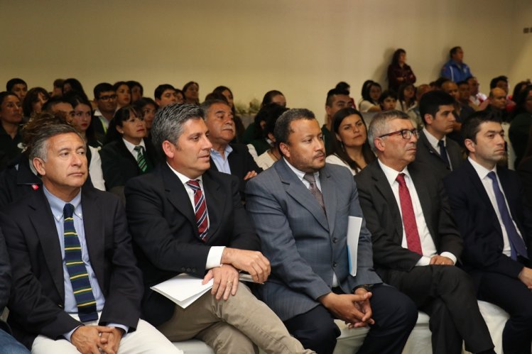 SENCE Y CHILEVALORA RECONOCEN TRAYECTORIA LABORAL DE MÁS DE 120 TRABAJADORES/AS DE LA REGIÓN