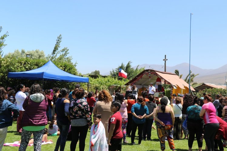 INTENDENTE IBÁÑEZ SALUDA A SINDICATO DE MANIPULADORAS DE ALIMENTOS DE LA SERENA Y VICUÑA