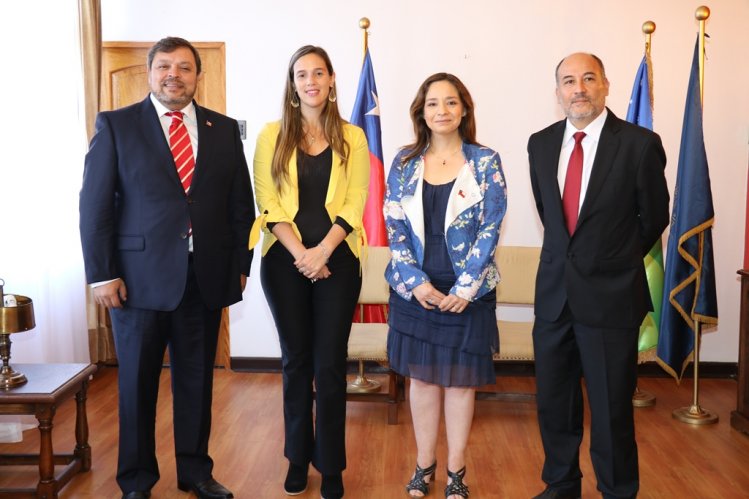 INTENDENTA LUCÍA PINTO DEFINE LINEAMIENTOS DE TRABAJO JUNTO A SUS TRES GOBERNADORES PROVINCIALES