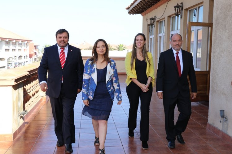 INTENDENTA LUCÍA PINTO DEFINE LINEAMIENTOS DE TRABAJO JUNTO A SUS TRES GOBERNADORES PROVINCIALES