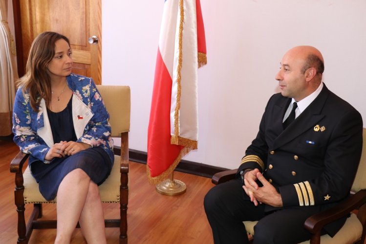 CONSEJO REGIONAL EN PLENO Y MUNICIPIOS ENTRE LOS SALUDOS PROTOCOLARES A LA INTENDENTA LUCÍA PINTO