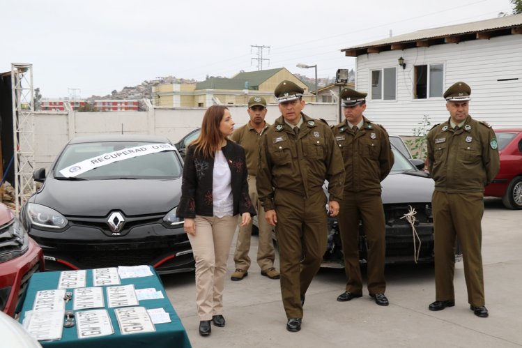 OPERATIVO DE CARABINEROS DESARTICULA BANDA ESPECIALIZADA EN LA CLONACIÓN DE VEHÍCULOS