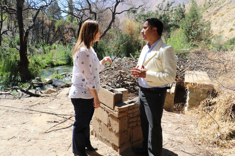 ARTESANOS CONOCEN DETALLES DEL PROYECTO DE RECONSTRUCCIÓN DEL PUEBLO ARTESANAL DE HORCÓN