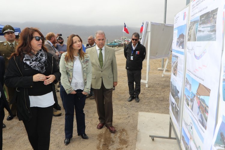 PESCADORES DE TOTORALILLO NORTE RECIBEN MODERNA INFRAESTRUCTURA PARA MEJORAR SU TRABAJO