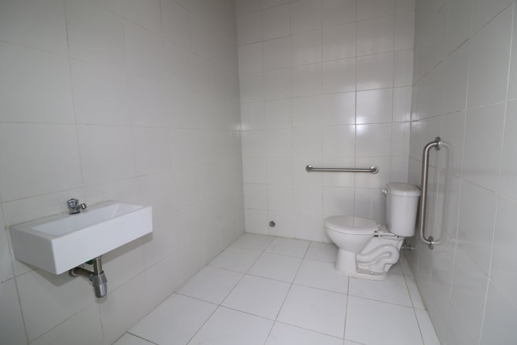 PESCADORES DE TOTORALILLO NORTE RECIBEN MODERNA INFRAESTRUCTURA PARA MEJORAR SU TRABAJO