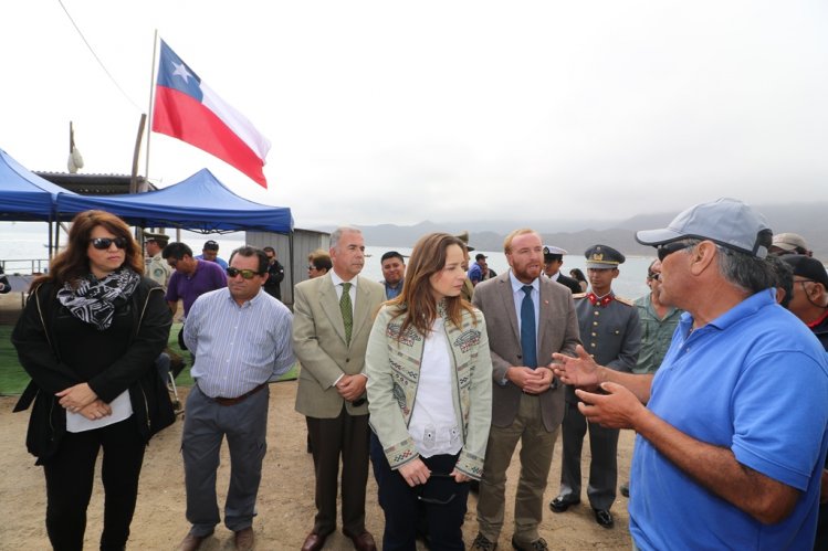 PESCADORES DE TOTORALILLO NORTE RECIBEN MODERNA INFRAESTRUCTURA PARA MEJORAR SU TRABAJO