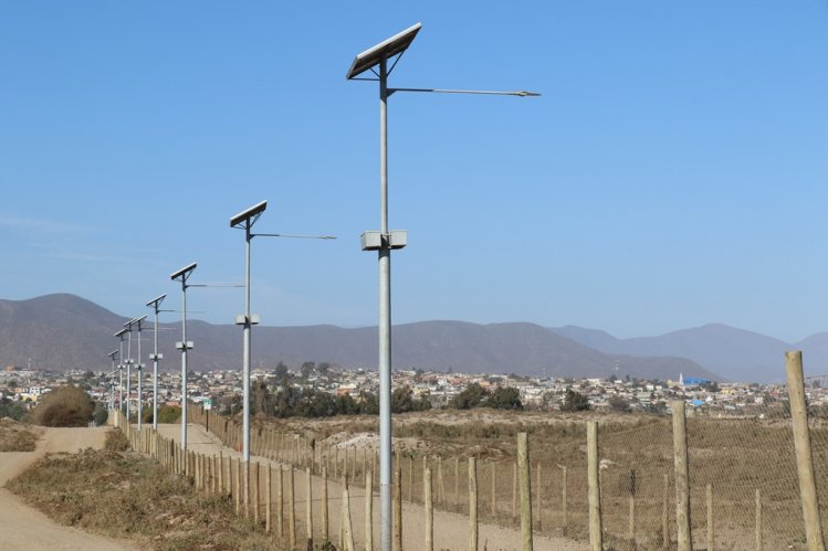 INAUGURAN NUEVA VÍA DE EVACUACIÓN PARA HABITANTES DE CALETA SAN PEDRO