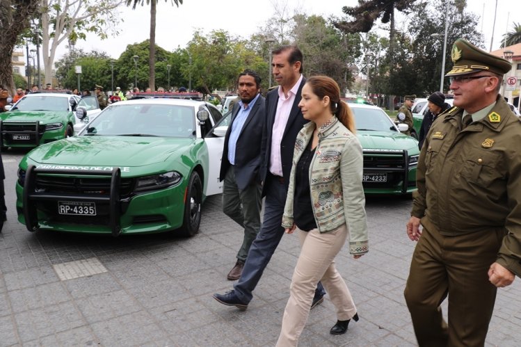 CARABINEROS REPONE 11 VEHÍCULOS POLICIALES PARA REFORZAR SUS SERVICIOS DE SEGURIDAD PÚBLICA