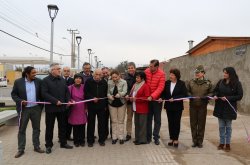 VECINOS DE LA POBLACIÓN JUAN XXIII CELEBRARON LA NUEVA IMAGEN DE SU BARRIO