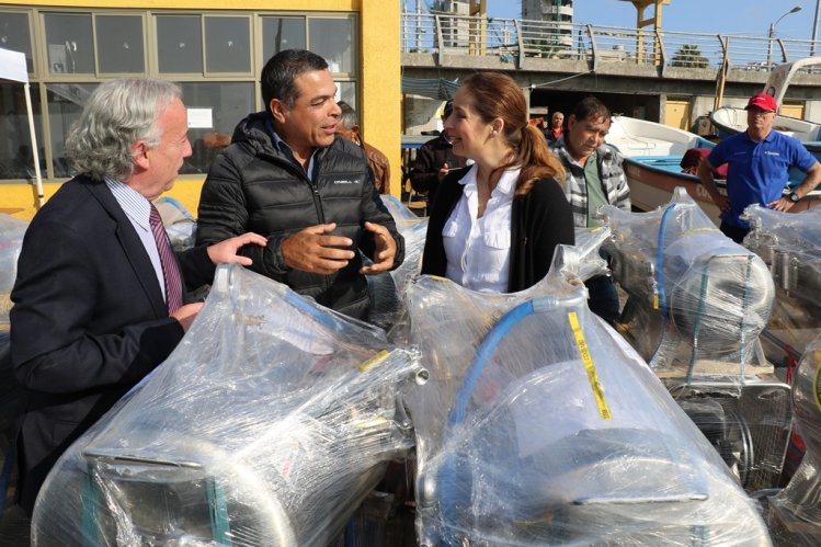 NUEVOS EQUIPOS DE RESPIRACIÓN MEJORARÁN LA SEGURIDAD Y EL TRABAJO DE LOS BUZOS MARISCADORES