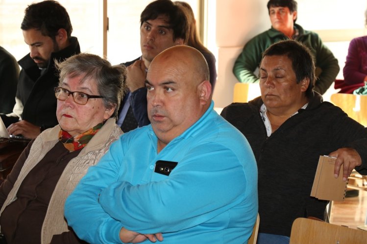 GOBIERNO Y VECINOS DE CAIMANES INICIAN MESAS DE TRABAJO TRAS AÑOS DE ABANDONO