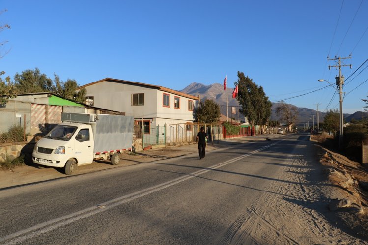 GOBIERNO Y VECINOS DE CAIMANES INICIAN MESAS DE TRABAJO TRAS AÑOS DE ABANDONO