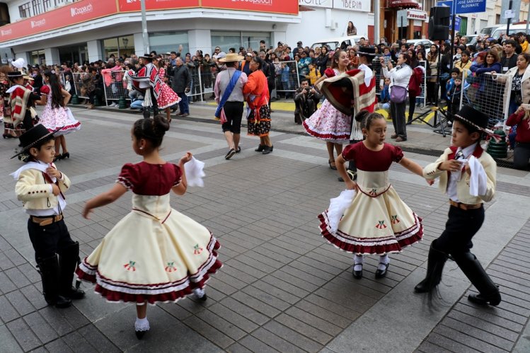 DESFILE DE ANIVERSARIO 151 DE LA COMUNA DE COQUIMBO