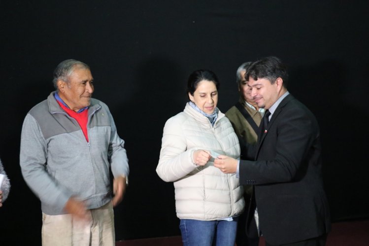 GOBIERNO ENTREGA APOYO ECONÓMICO A PRODUCTORES AGRÍCOLAS DE VICUÑA PARA POTENCIAR SUS EMPRENDIMIENTOS