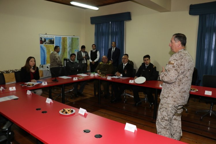 GOBIERNO Y EJÉRCITO COORDINAN Y POTENCIAN TRABAJO DE RESPUESTA ANTE EMERGENCIAS