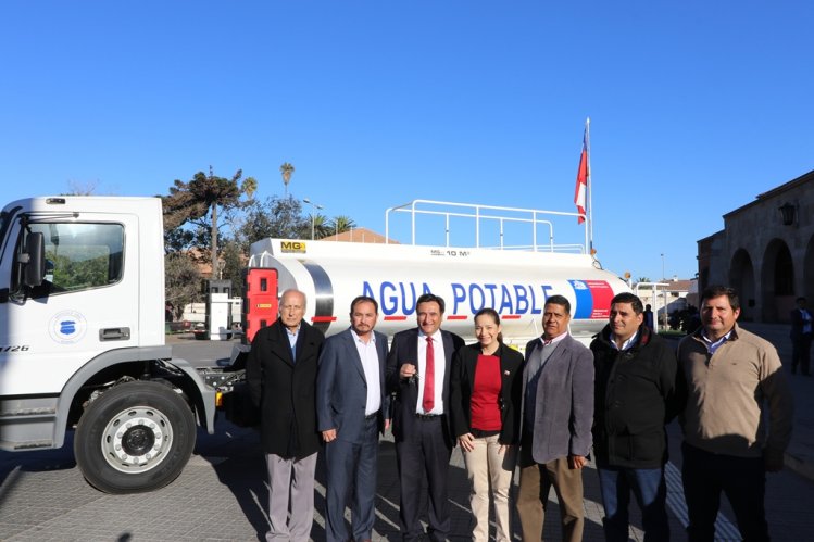 NUEVOS CAMIONES ALJIBE REFORZARÁN ENTREGA DE AGUA POTABLE EN CANELA Y SALAMANCA