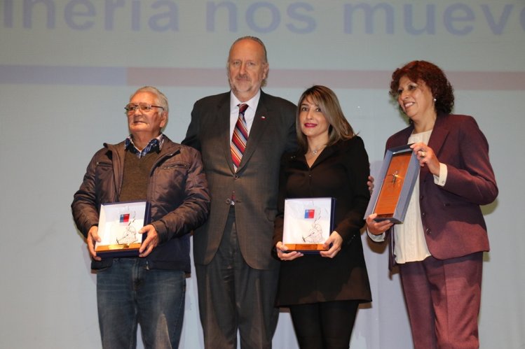 MINISTRO DE MINERÍA REALIZA SU PRIMERA CUENTA PÚBLICA EN LA COMUNA DE OVALLE