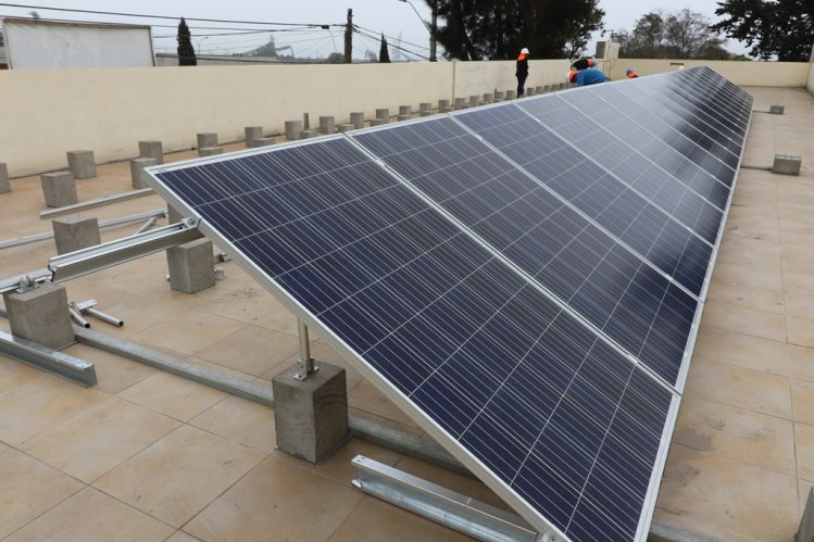 LICEO TÉCNICO PROFESIONAL DE COQUIMBO IMPLEMENTA SISTEMA DE ABASTECIMIENTO DE ENERGÍA SOLAR