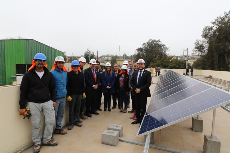 LICEO TÉCNICO PROFESIONAL DE COQUIMBO IMPLEMENTA SISTEMA DE ABASTECIMIENTO DE ENERGÍA SOLAR