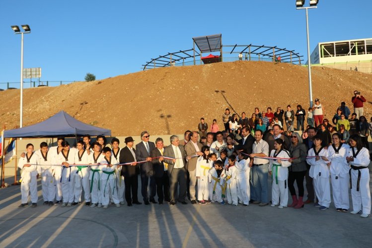 VECINOS DE OVALLE RECUPERAN ESPACIO PÚBLICO CON NUEVO PARQUE RECREATIVO