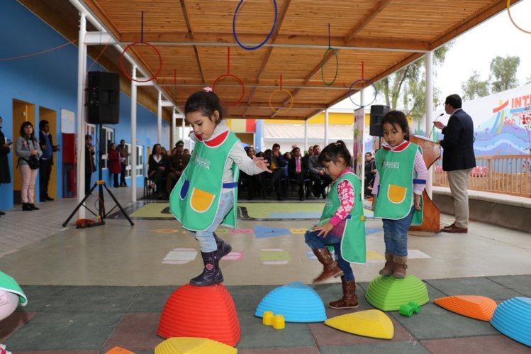 RECONSTRUYEN TRADICIONAL JARDÍN INFANTIL EN MONTE PATRIA
