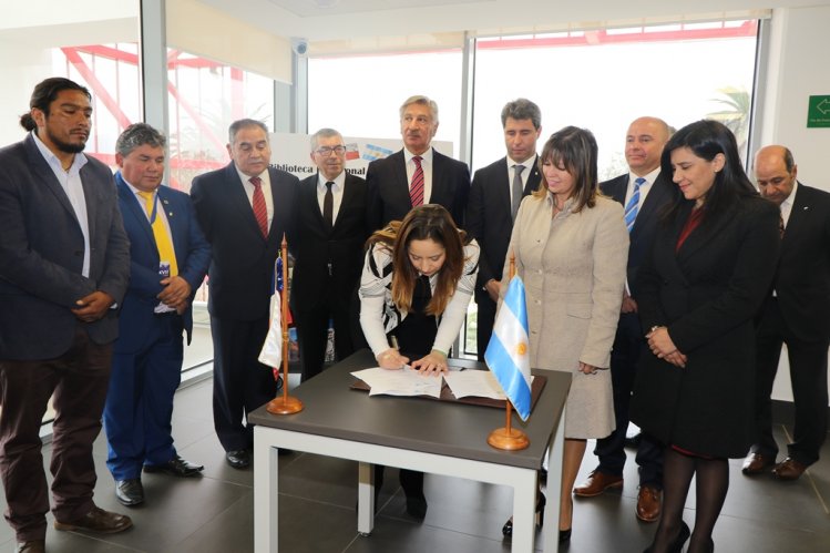 REGIÓN DE COQUIMBO Y PROVINCIA DE SAN JUAN RENUEVAN SU COMPROMISO POR LLEVAR ADELANTE EL TÚNEL AGUA NEGRA