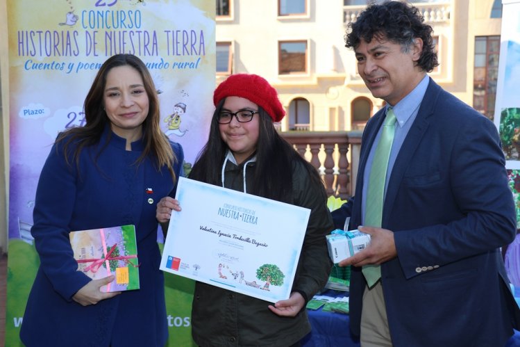 DISTINGUEN A LOS GANADORES DEL CONCURSO “HISTORIAS DE NUESTRA TIERRA” Y ABREN CONVOCATORIA PARA EDICIÓN 2018