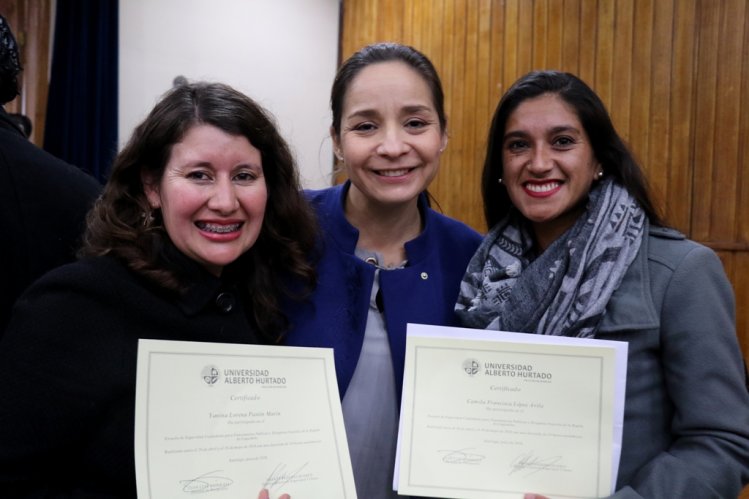 VECINOS DE LA SERENA SE AGRUPAN Y CAPACITAN EN EL COMBATE A LA DELINCUENCIA