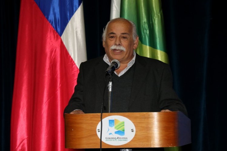 VECINOS DE LA SERENA SE AGRUPAN Y CAPACITAN EN EL COMBATE A LA DELINCUENCIA