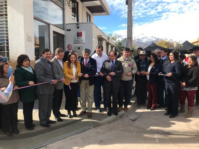 PEQUEÑOS PRODUCTORES AGROPECUARIOS CELEBRAN APERTURA DE NUEVA AGENCIA DE INDAP EN COMBARBALÁ